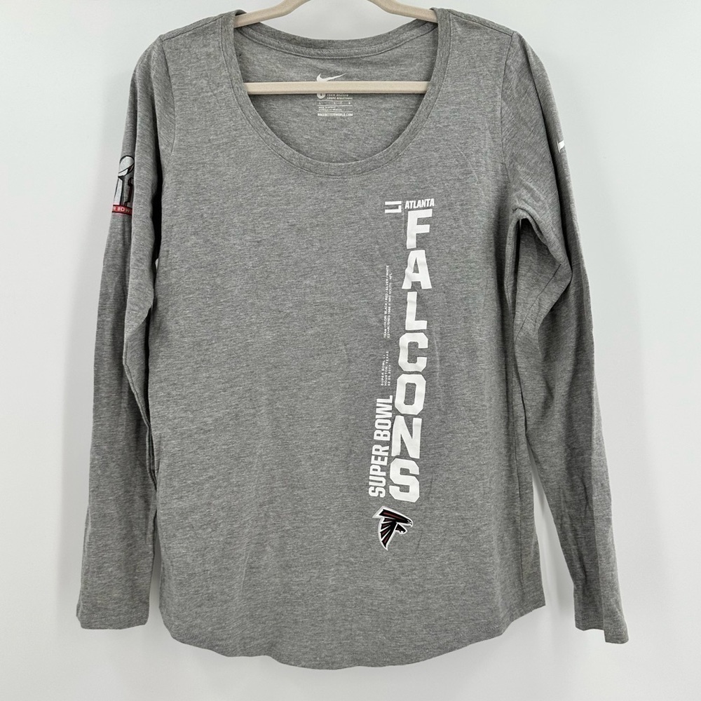 The Nike Tee Women’s Atlanta Falcons 2017 Superbowl Long Sleeve Tee Size Large